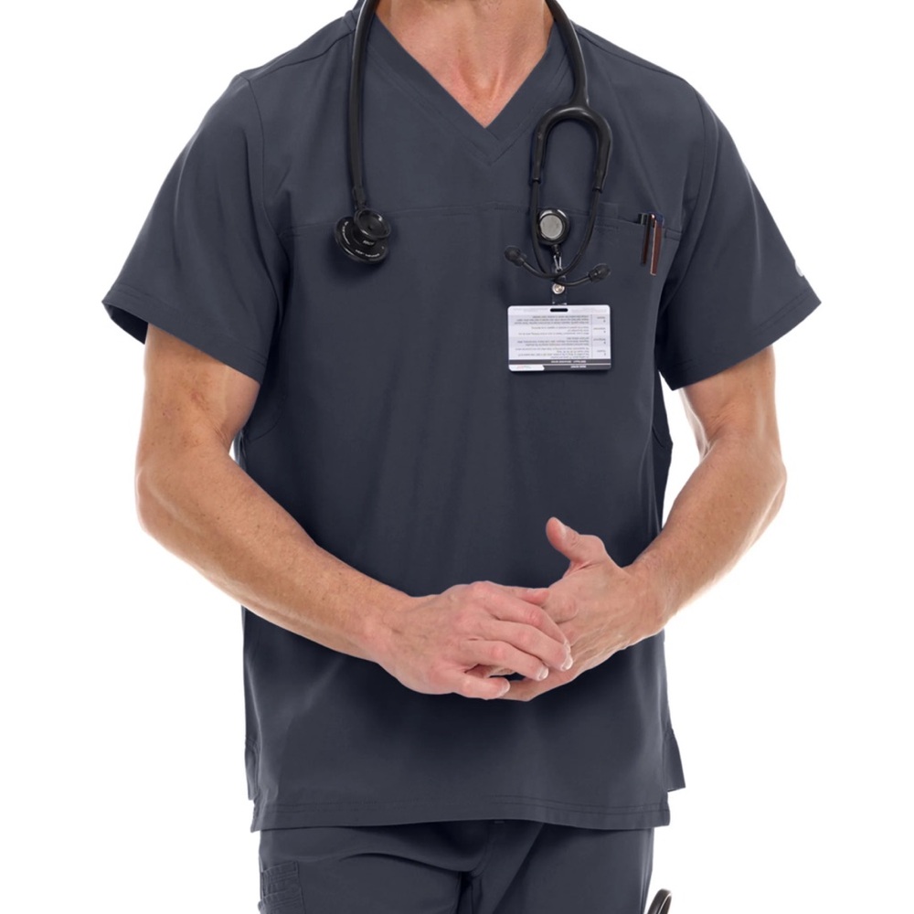 Medichic Scrub Top Mens Size 2XL NWT Moisture Wicking Breathable Soft Easy Care